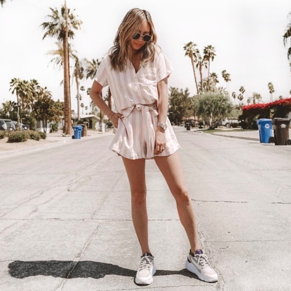 Rails Zuma Petal Stripe Shirt Short Sleeve Button Down Pink White Wide Stripe M - Picture 3 of 13